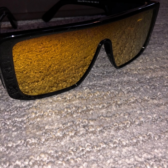 Tom Ford reflective sunglasses - Picture 5 of 7